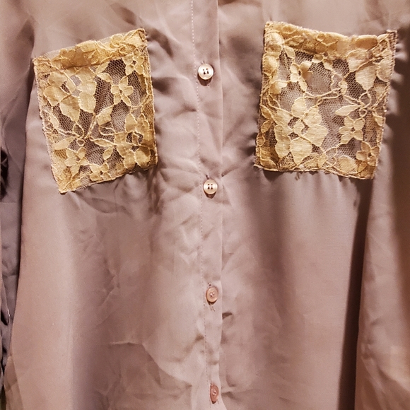 💚 Charlotte Russe mauve colored blouse size Small - Picture 5 of 6